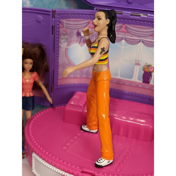 1998 Spice Girls SPORTY SPICE action Figure 6" - Picture 10 of 11